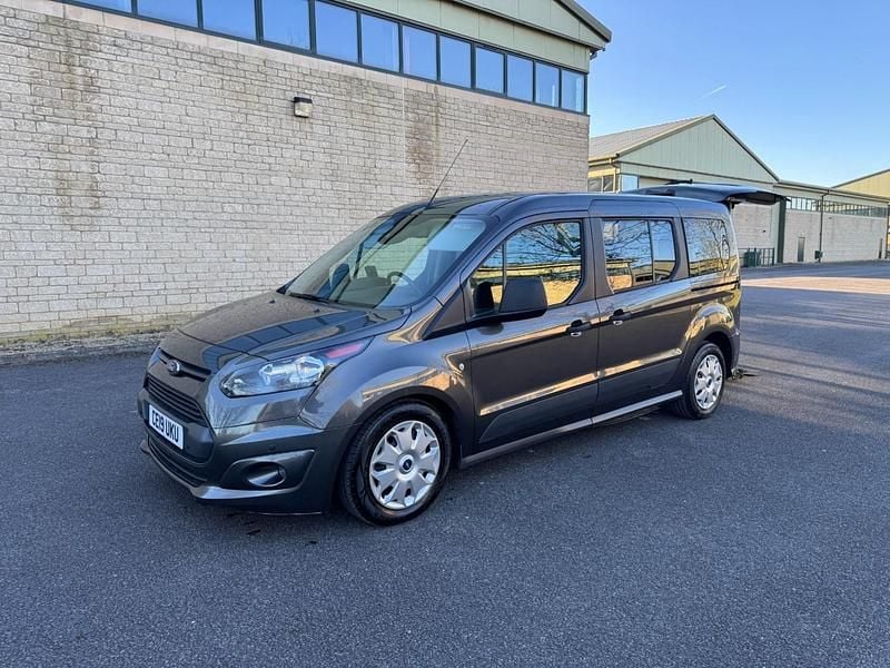 Used Ford Grand Tourneo Connect Zetec 120 HP (88 kW) 2019 Grey MPV