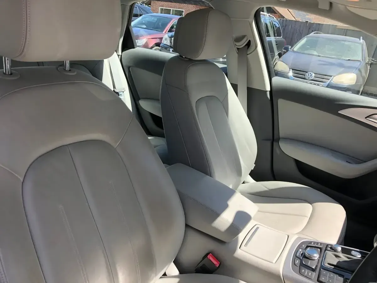 Used Audi A6 2013 Blue Sedan
