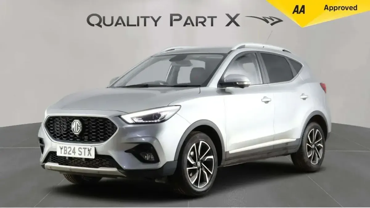 Usado MG ZS Exclusive 111 HP (81 kW) 2024 Prateado SUV