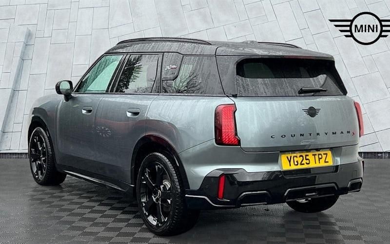 Used Mini Countryman Sport 218 HP (160 kW) 2025 Green SUV