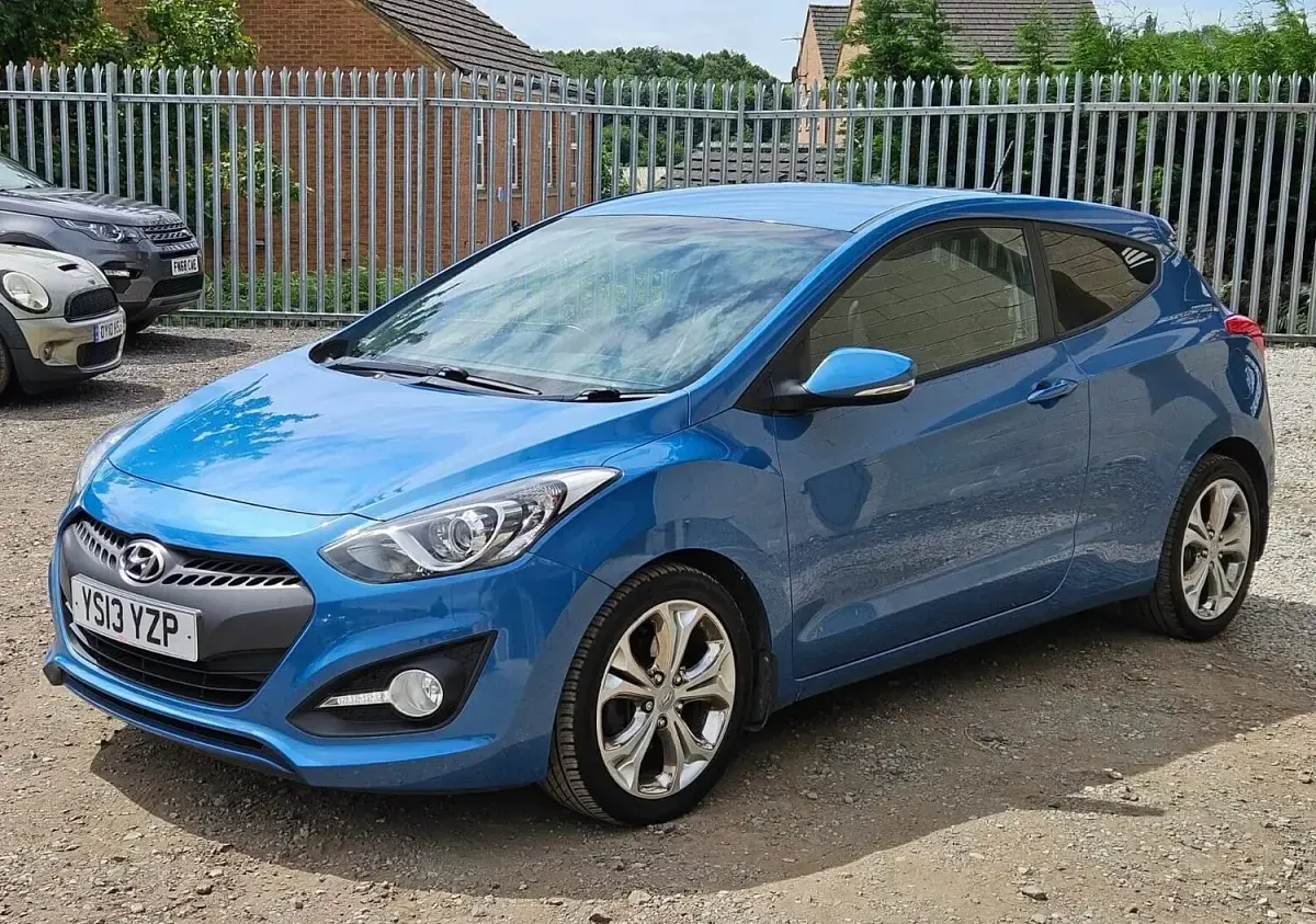 Used Hyundai i30 Sport 128 HP (94 kW) 2013 Blue Hatchback