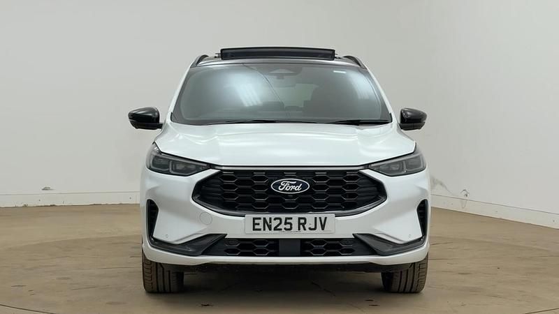 Used Ford Kuga ST-Line X 243 HP (178 kW) 2025 White SUV