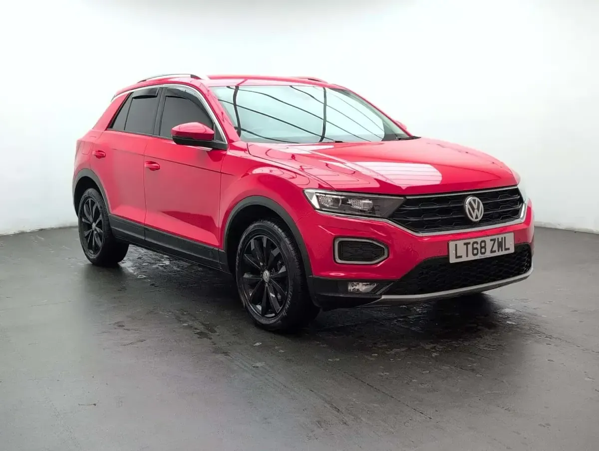 Used VW T-Roc SEL 190 HP (139 kW) 2018 Red SUV