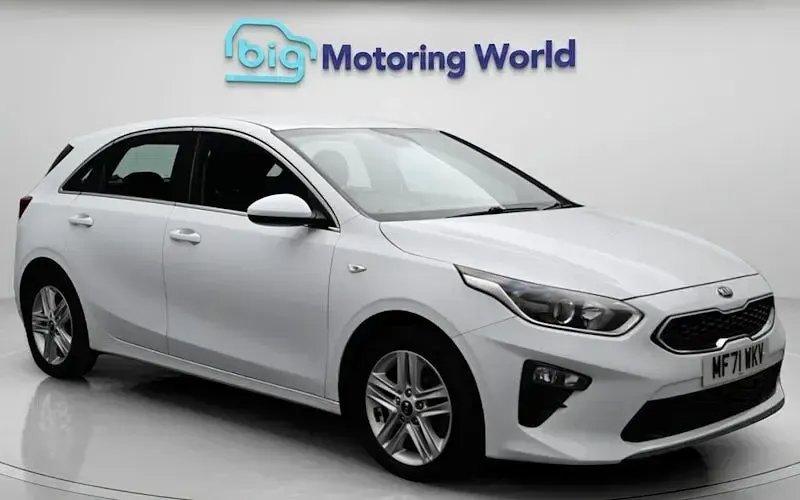 Używany Kia Ceed 120 KM (88 kW) 2021 Hatchback