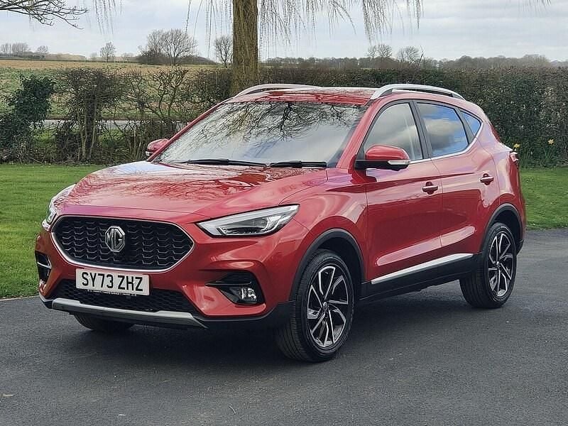Used MG ZS Exclusive 106 HP (77 kW) 2024 Red SUV