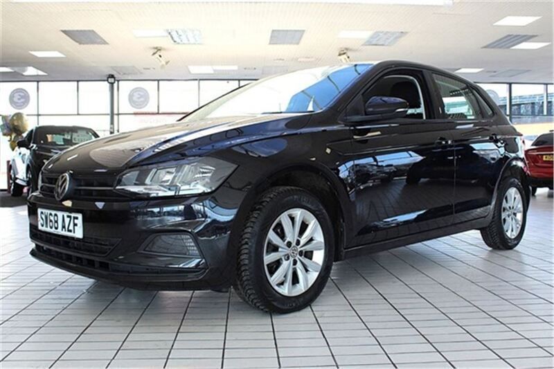Black Used 2018 VW Polo SE Hatchback | £8,390 (Fair price) - Image 1/4