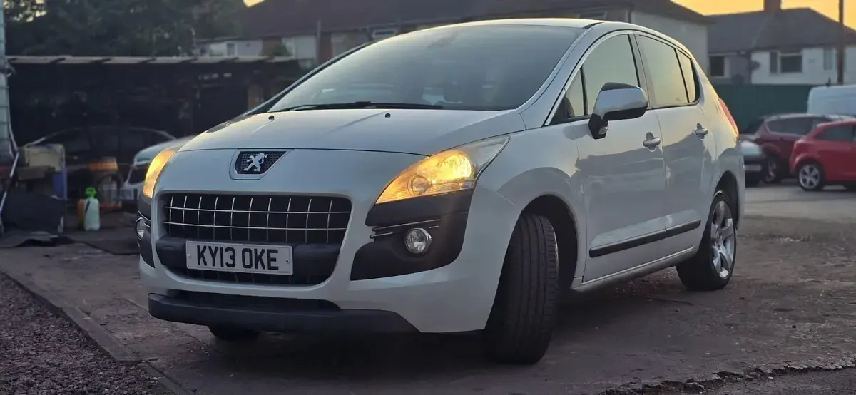 Used Peugeot 3008 Active 2013 White Estate