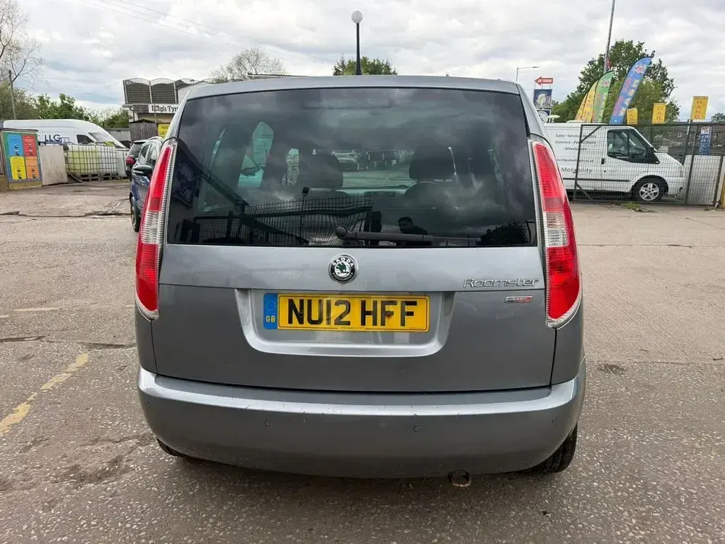 Used Skoda Roomster SE 105 HP (77 kW) 2012 Grey MPV