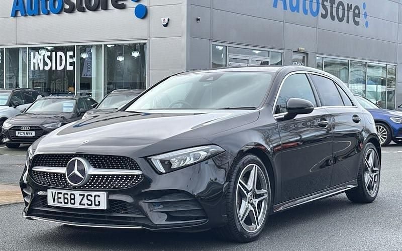 Gebraucht Mercedes A200 Executive 163 PS (119 kW) 2022 Kleinwagen