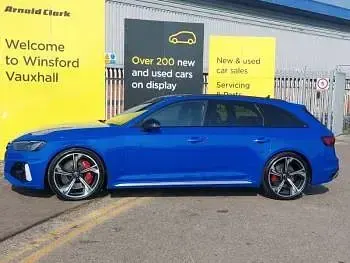 Used Audi RS4 Advanced 450 HP (330 kW) 2021 Blue Estate