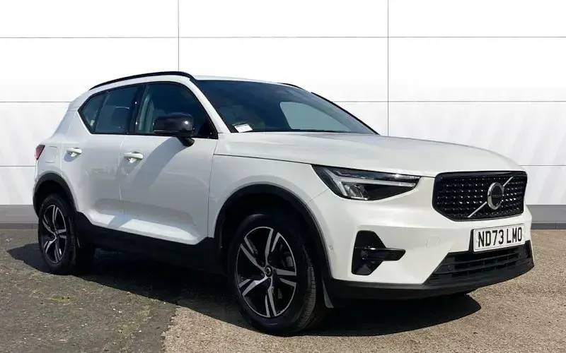 Used Volvo XC40 Plus 163 HP (119 kW) 2023 SUV