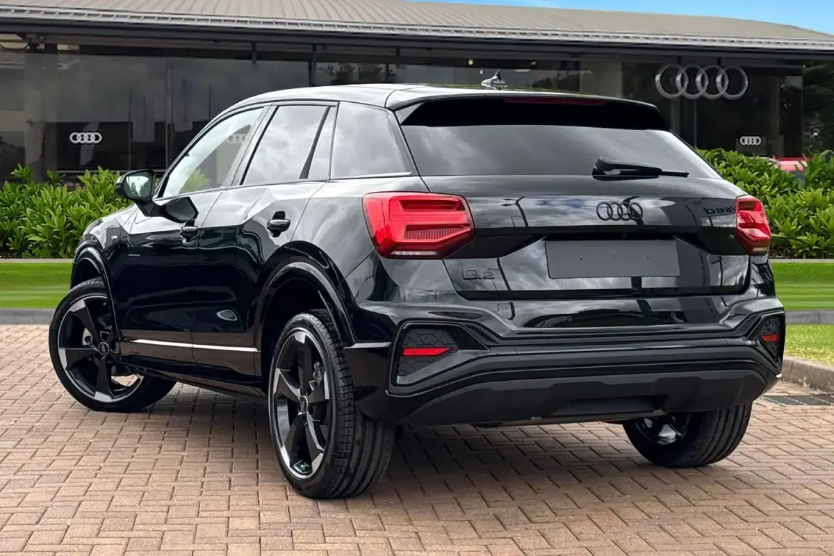 New Audi Q2 Black Edition 190 HP (139 kW) 2026 Black SUV