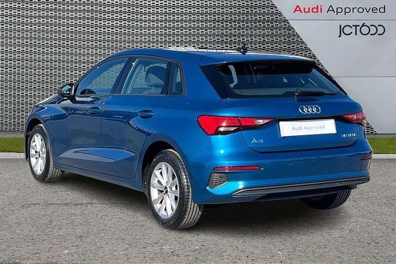 Used Audi A3 147 HP (108 kW) 2023 Blue Sedan