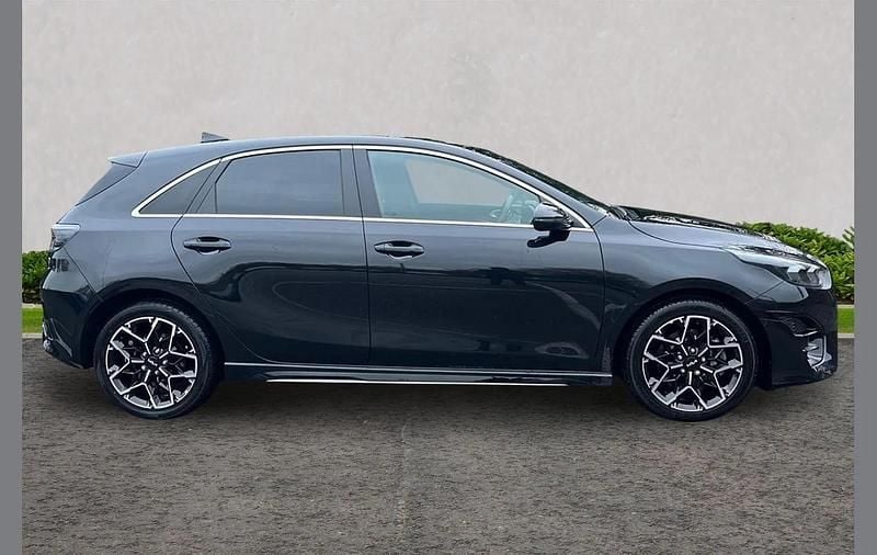 Used Kia Ceed GT-Line 138 HP (101 kW) 2025 Black Hatchback