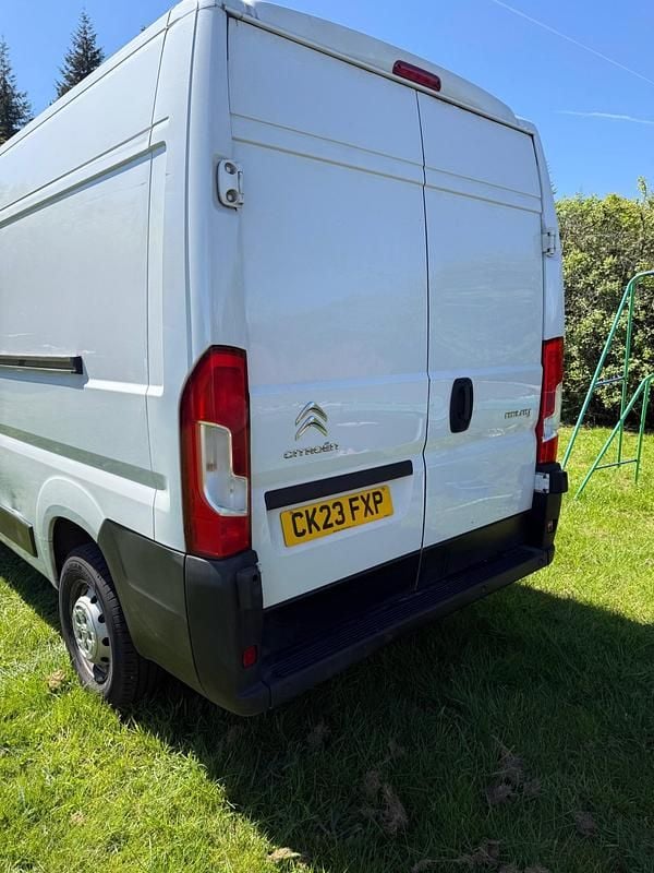Usado Citroën Relay 140 HP (102 kW) 2023 Branco Van