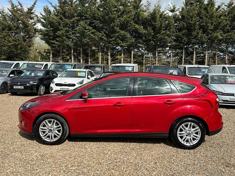 Used Ford Focus Titanium 2012 Red Hatchback