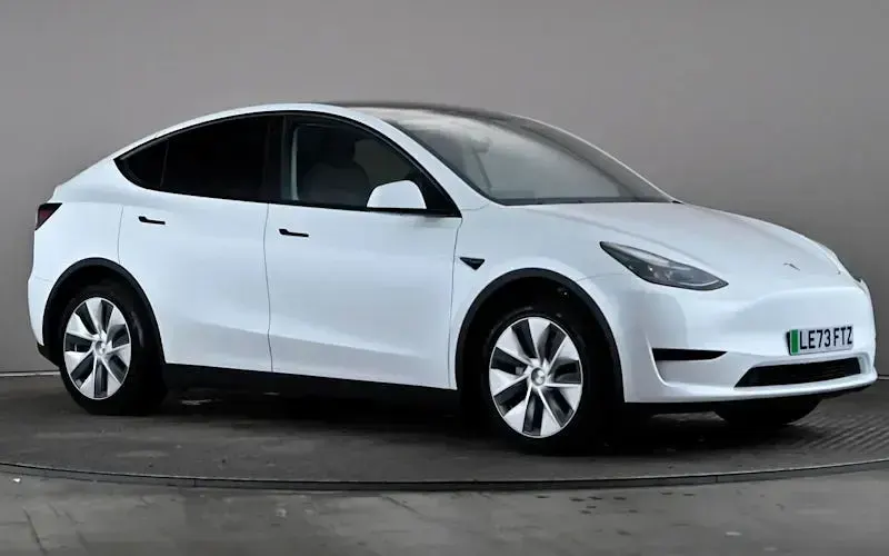 Used Tesla Model Y Standard Range 219 kW (299 HP) 2024 SUV