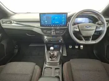 Used Ford Focus ST-Line 155 HP (114 kW) 2023 White Hatchback