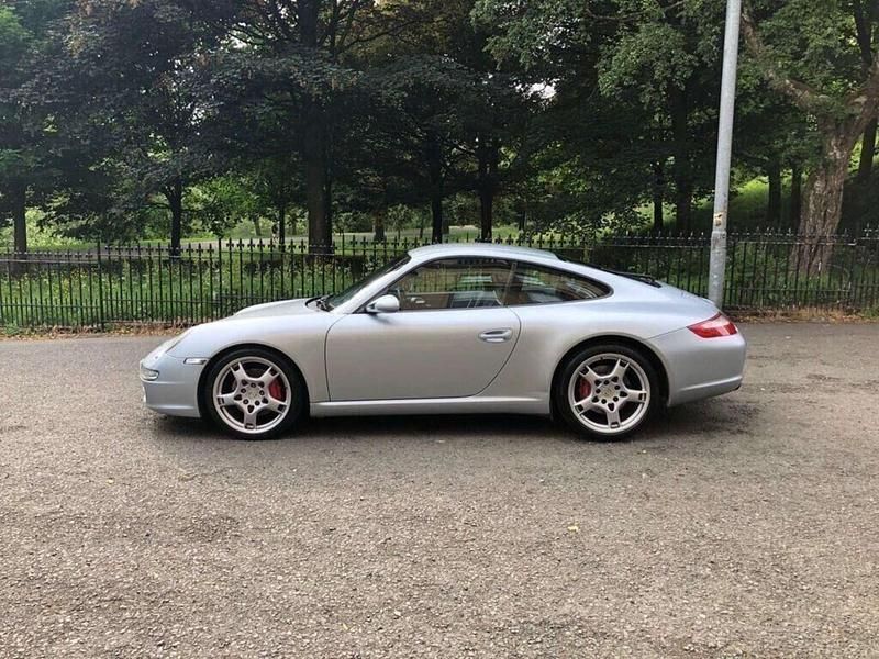 Used Porsche 911 2005 Silver Coupe