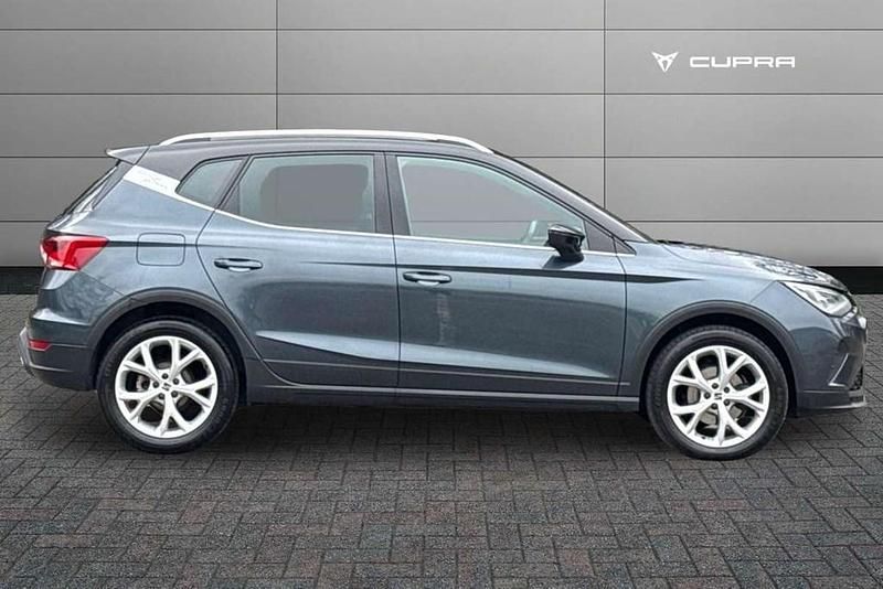 Used Seat Arona FR 108 HP (79 kW) 2023 Grey SUV