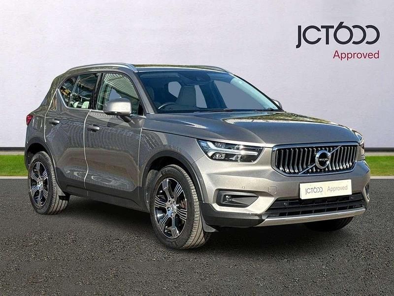 Grey Used 2020 Volvo XC40 Inscription SUV | £20,312 (Fair price) - Image 1/4