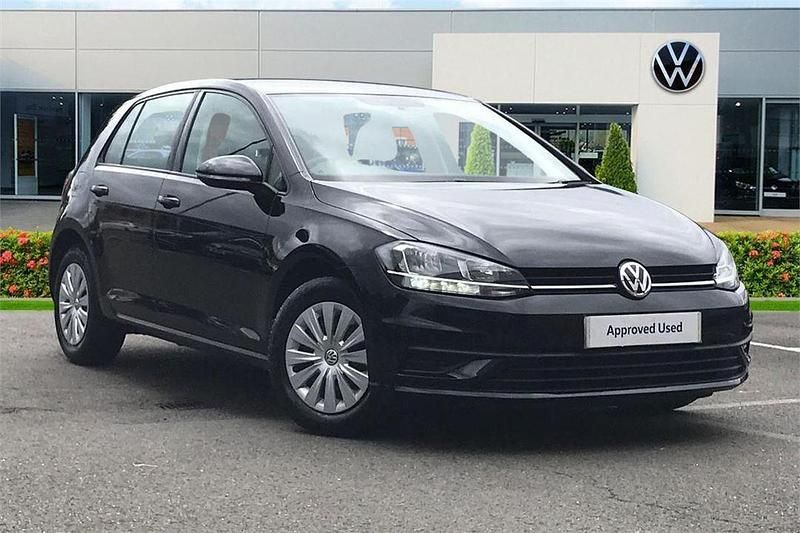 Black Used 2019 VW Golf VII S Hatchback | £12,649 (Good price) - Image 1/4