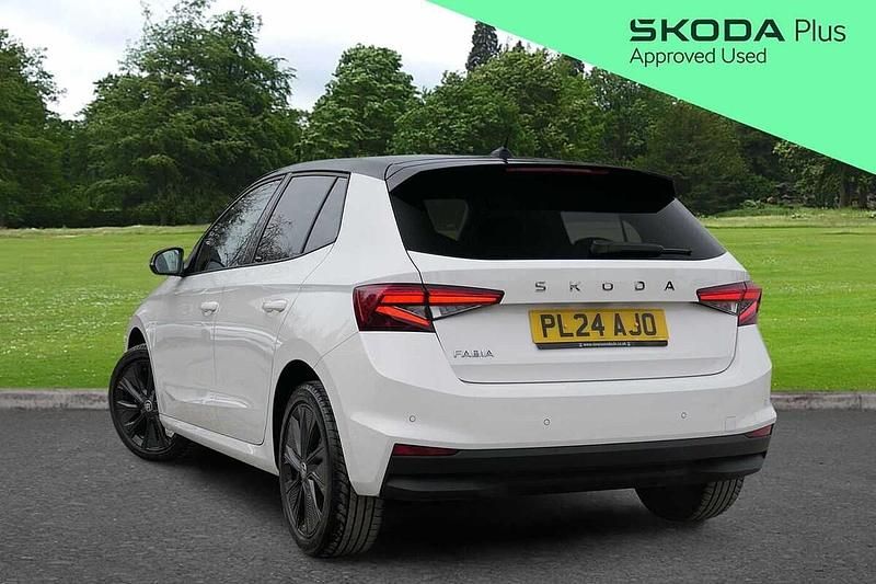 Used Skoda Fabia Colour Edition 79 HP (58 kW) 2024 Candy white black magic pearl effect Hatchback