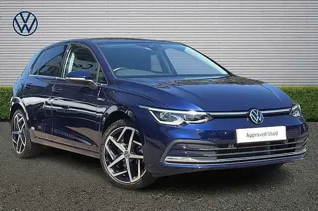 Used VW Golf VIII Style 150 HP (110 kW) 2023 Hatchback