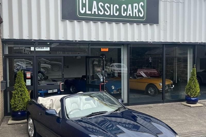 Blue Used 2000 Jaguar XK8 Cabriolet | £8,950 (Expensive) - Image 1/1