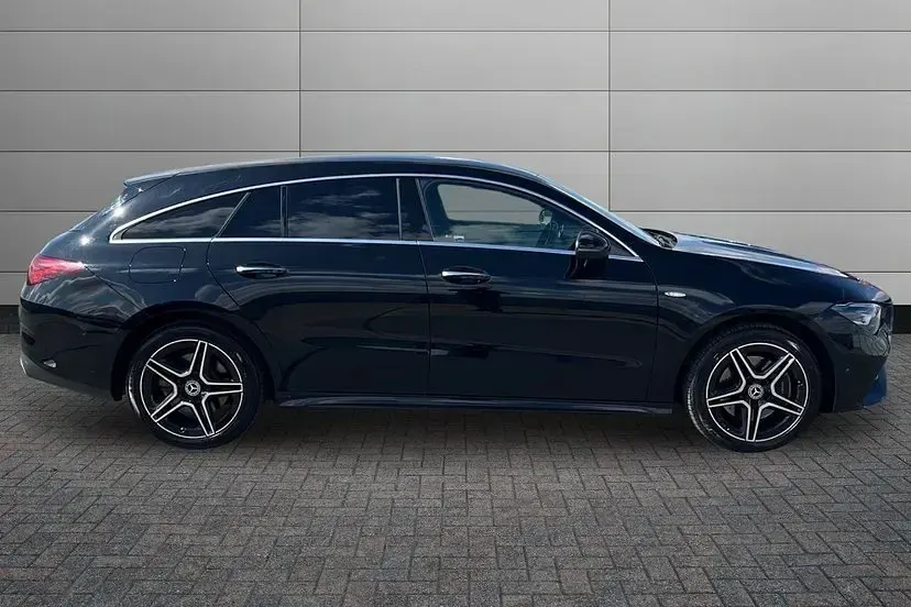 Used Mercedes E250 Executive 215 HP (158 kW) 2025 Cosmos black Estate
