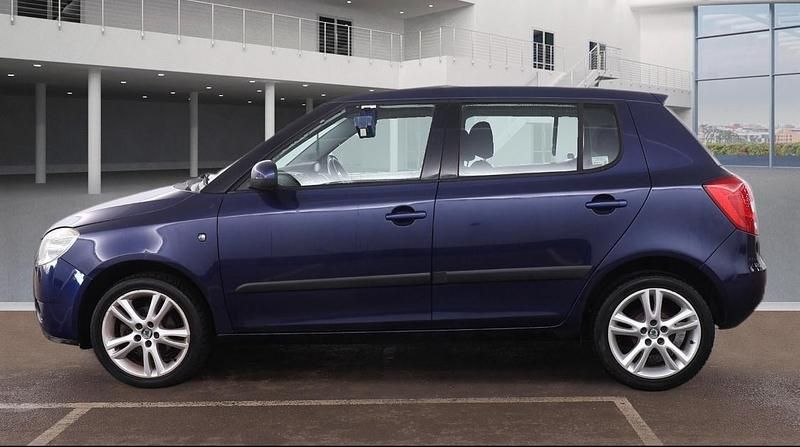 Used Skoda Fabia 86 HP (63 kW) 2009 Blue Hatchback