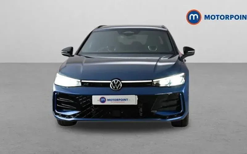 Used VW Passat R-line 272 HP (200 kW) 2025 Blue Estate