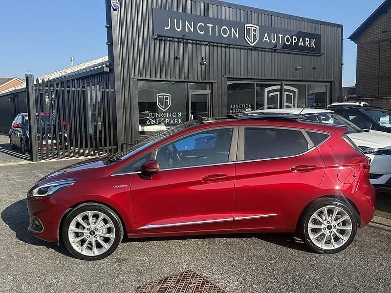 Used Ford Fiesta Vignale 125 HP (91 kW) 2018 Red Hatchback