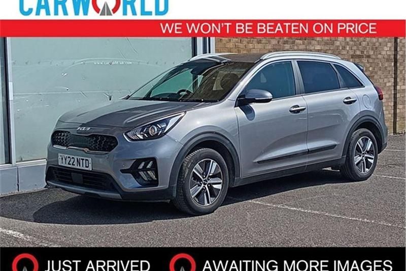 Grey Used 2022 Kia Niro 2 SUV | £15,990 (Good price) - Image 1/2