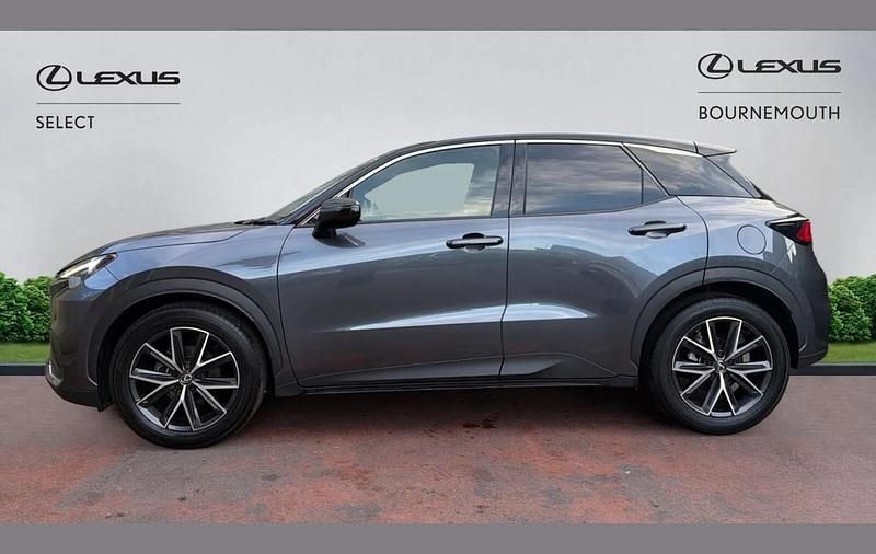 Used Lexus LBX 136 HP (100 kW) 2024 Grey SUV