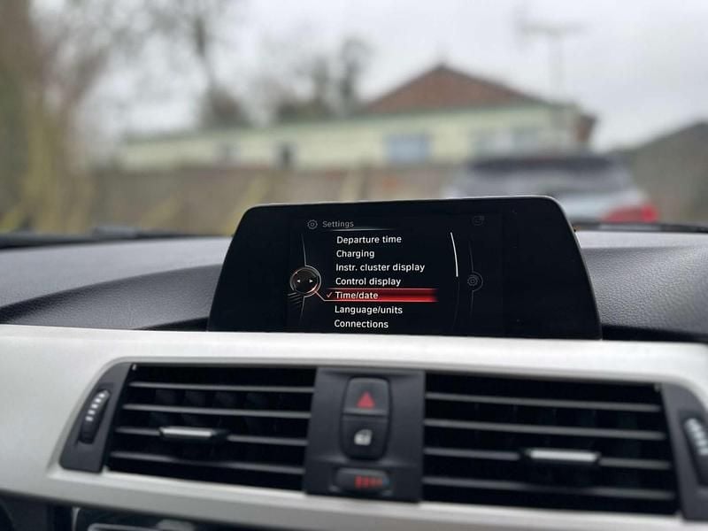 Used BMW 330e Executive 2016 Blue Sedan