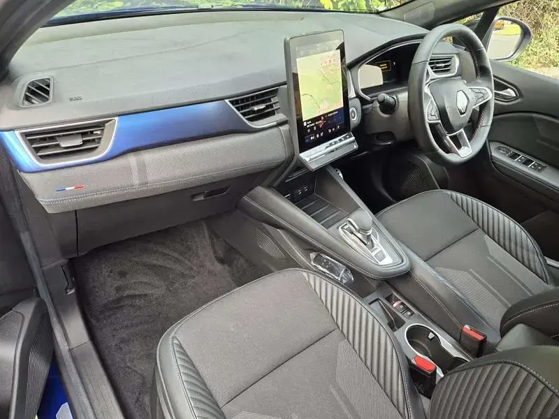 Used Renault Captur Esprit Alpine 143 HP (105 kW) 2024 Blue/black SUV