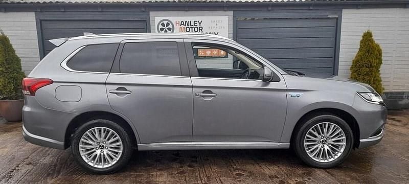 Used Mitsubishi Outlander 224 HP (164 kW) 2020 Grey SUV
