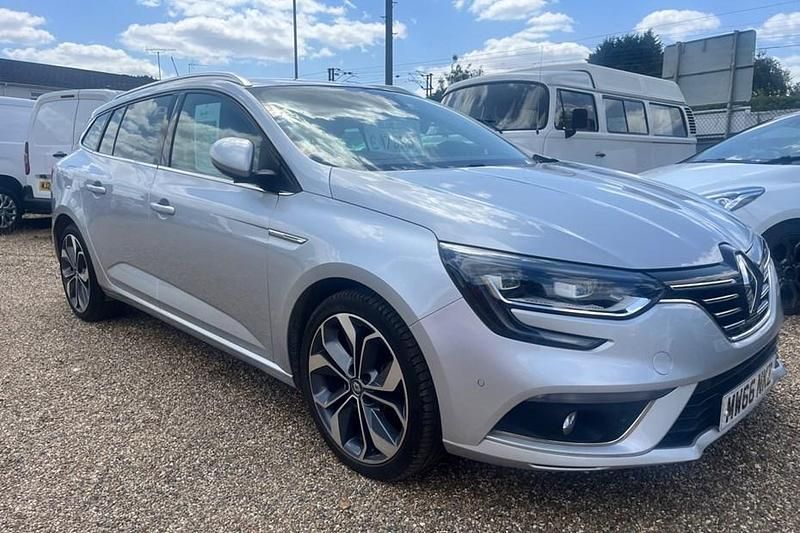Used 2016 Renault Mégane III Signature Estate | £7,995 (Fair price) - Image 1/1