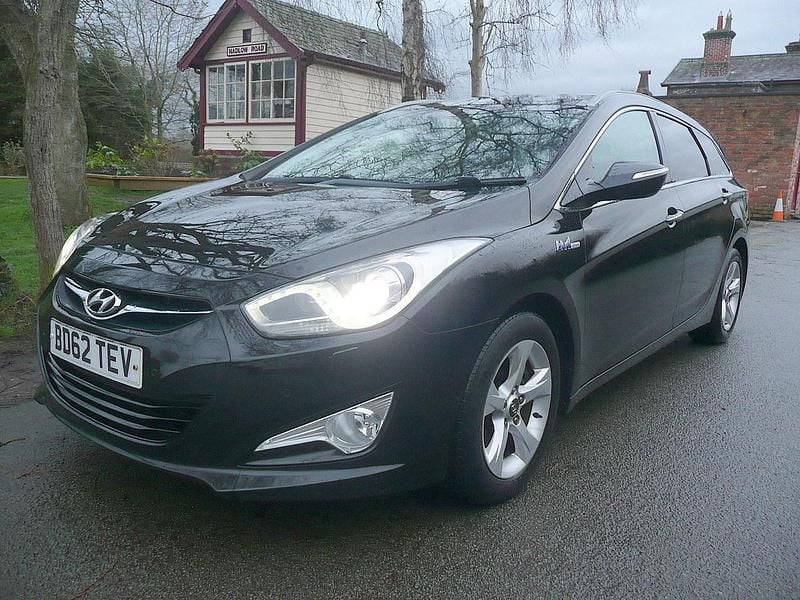 Used Hyundai i40 Premium 2012 Black Estate
