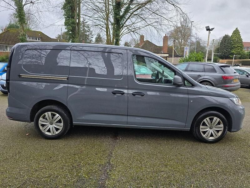 Used VW Caddy Maxi S 102 HP (75 kW) 2023 Grey MPV