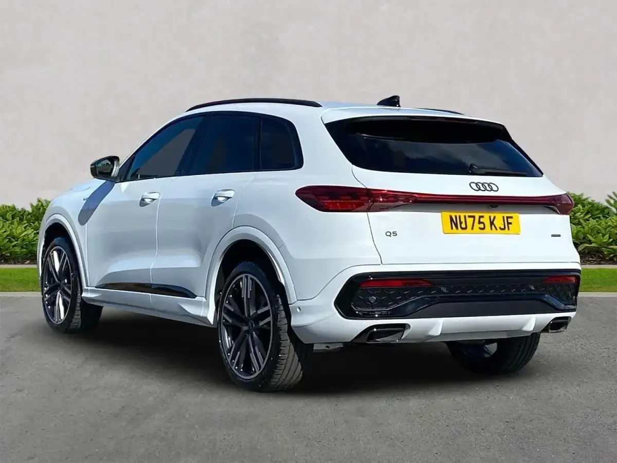 Usado Audi Q5 Performance 268 HP (197 kW) 2025 Branco SUV