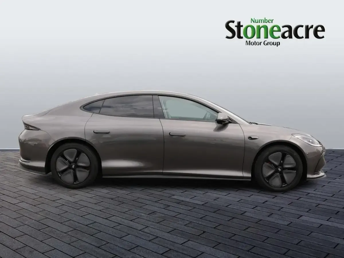 Used MG IM5 216 kW (295 HP) 2025 Silver Hatchback