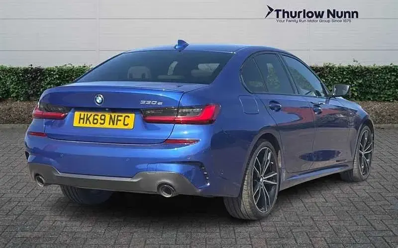 Used BMW 330e M Sport 292 HP (214 kW) 2019 Blue Sedan