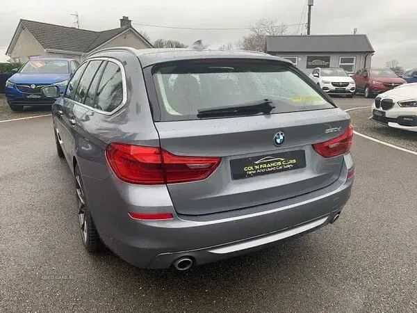Used BMW 520 Comfort Edition 187 HP (137 kW) 2020 Blue Estate