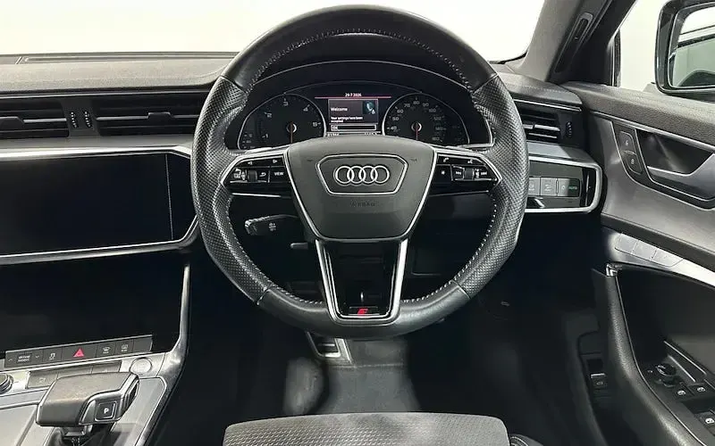 Used Audi A6 S-Line 204 HP (150 kW) 2019 Black Estate