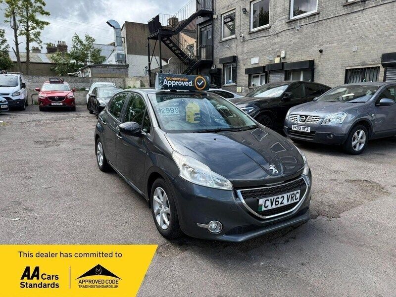 Grey Used 2012 Peugeot 208 Active Hatchback | £2,999 (Fair price) - Image 1/4