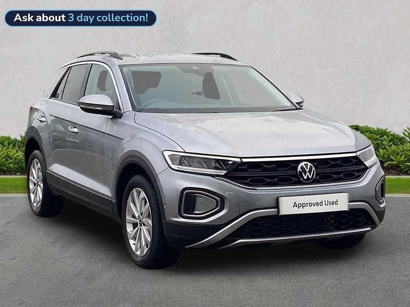 Silver New 2025 VW T-Roc Match SUV | £24,899 (Super price) - Image 1/4