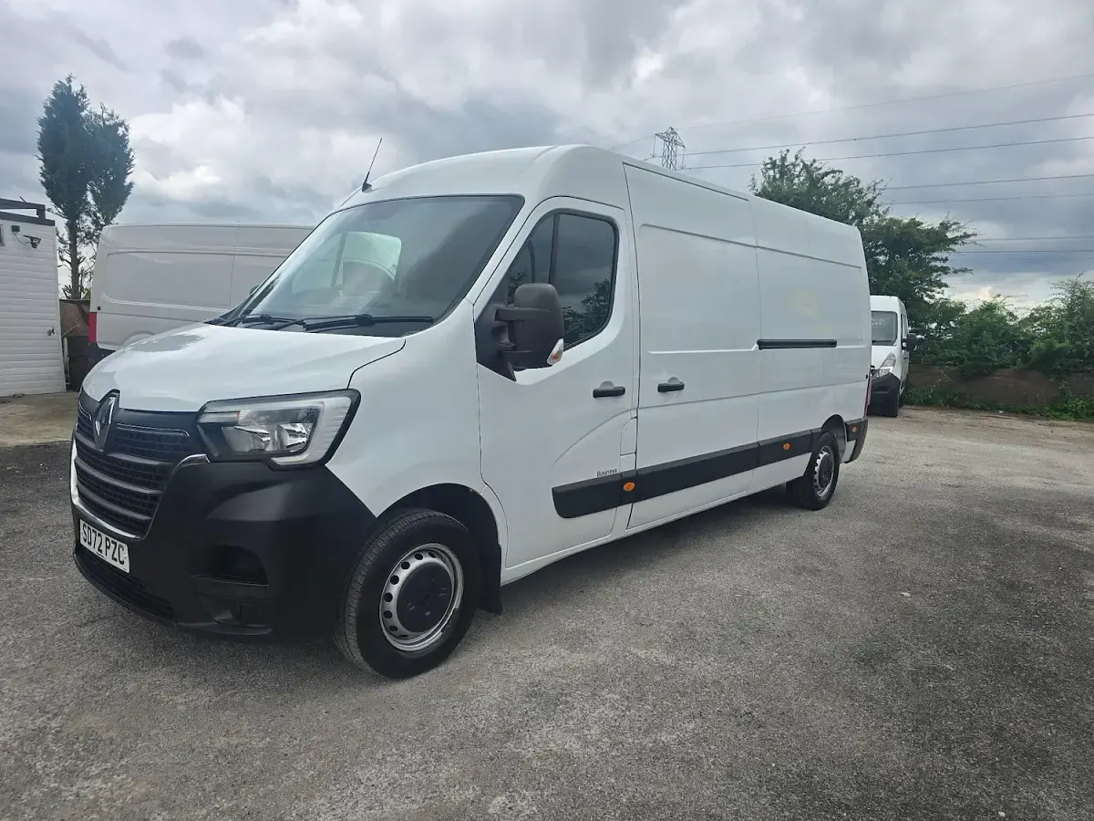 Used Renault Master Business 2022 White MPV