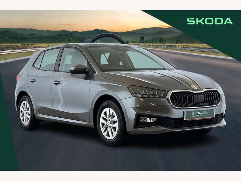 Grey Used 2022 Skoda Fabia Comfort Hatchback | £12,290 (Good price) - Image 1/4